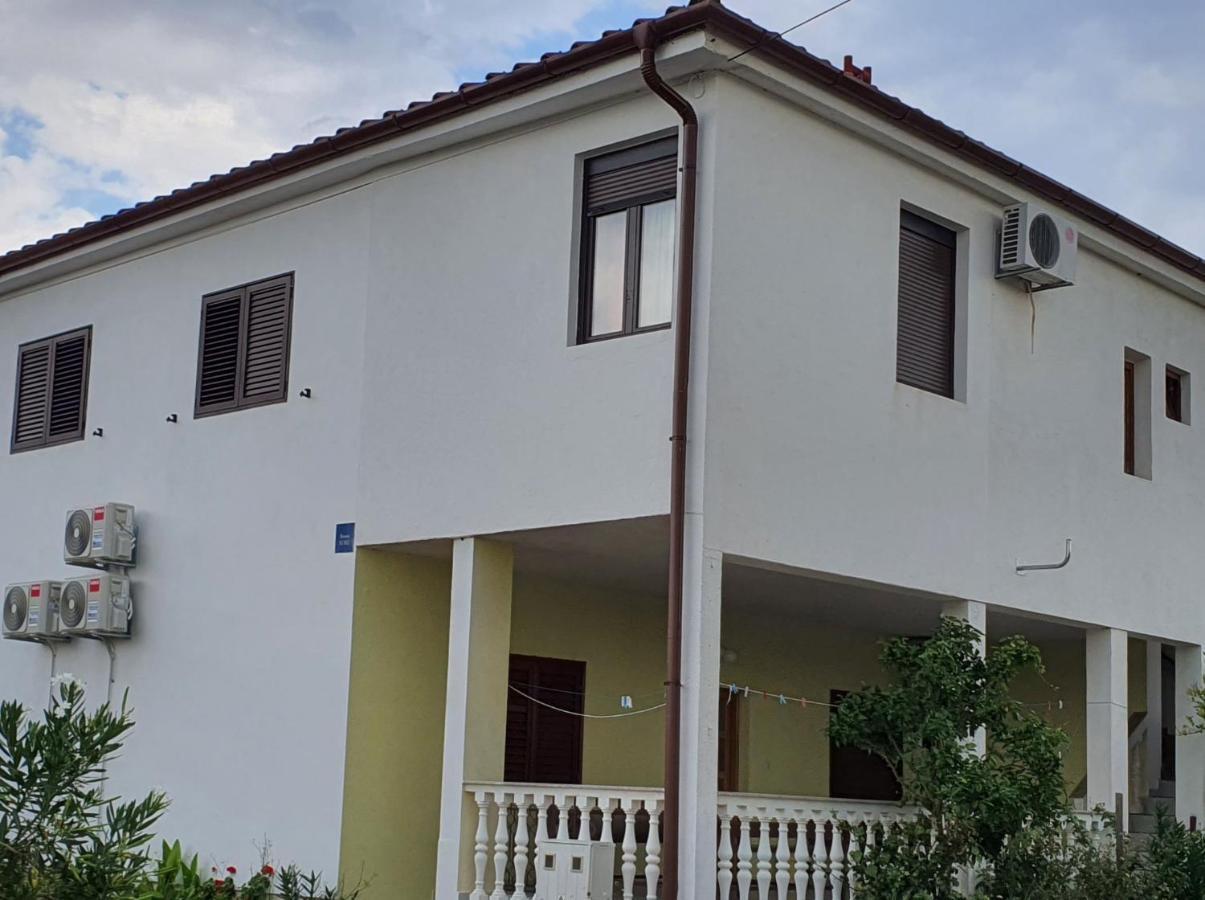 Holidey Home Jukic K Seline Kültér fotó